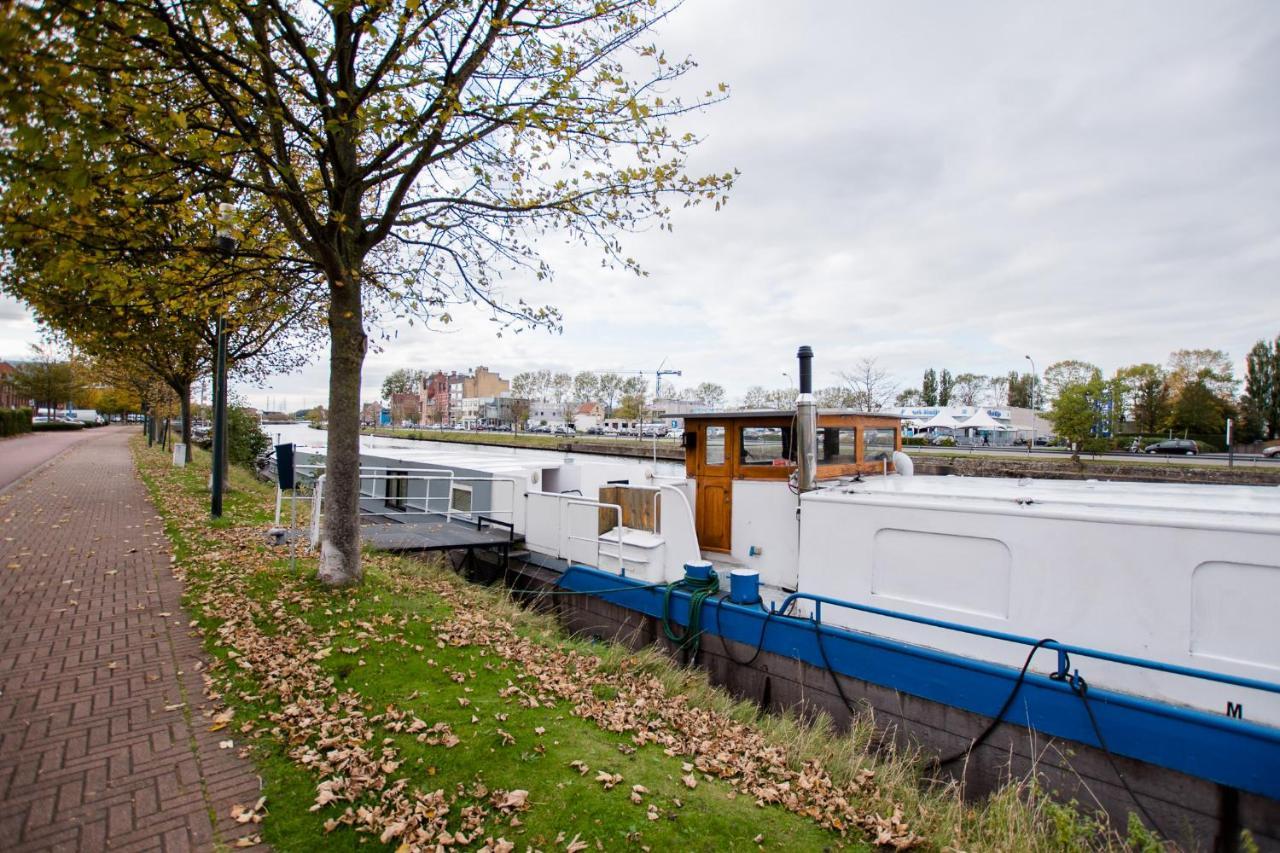Houseboat Jana - With Sauna And Terrace Hotell Brugge Eksteriør bilde